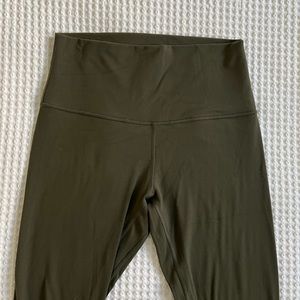 Lululemon green high rise leggings